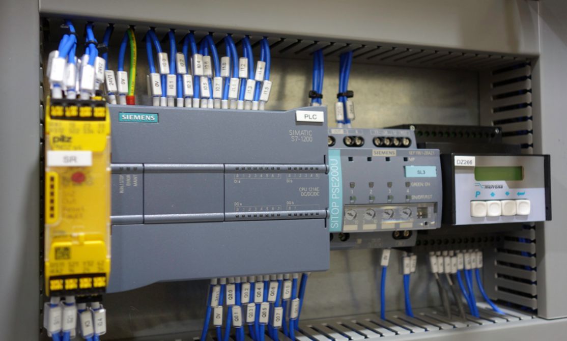 برنامه نویسی PLC و اتوماسیون صنعتی در بلژیک